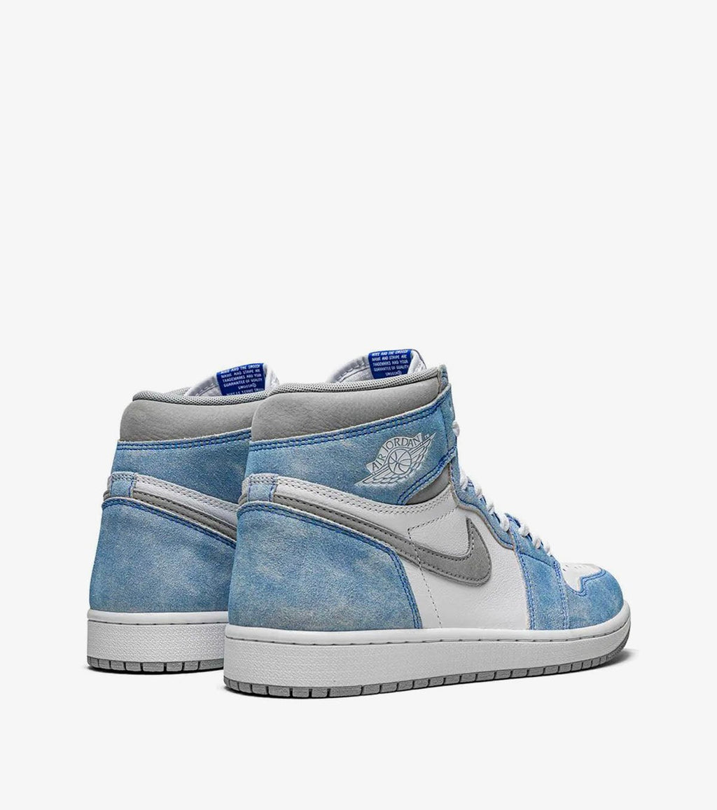 Air Jordan 1 Retro High "Hyper Royal"