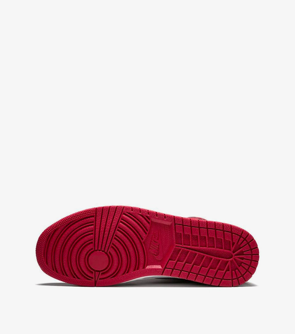Air Jordan 1 Retro High OG Chicago