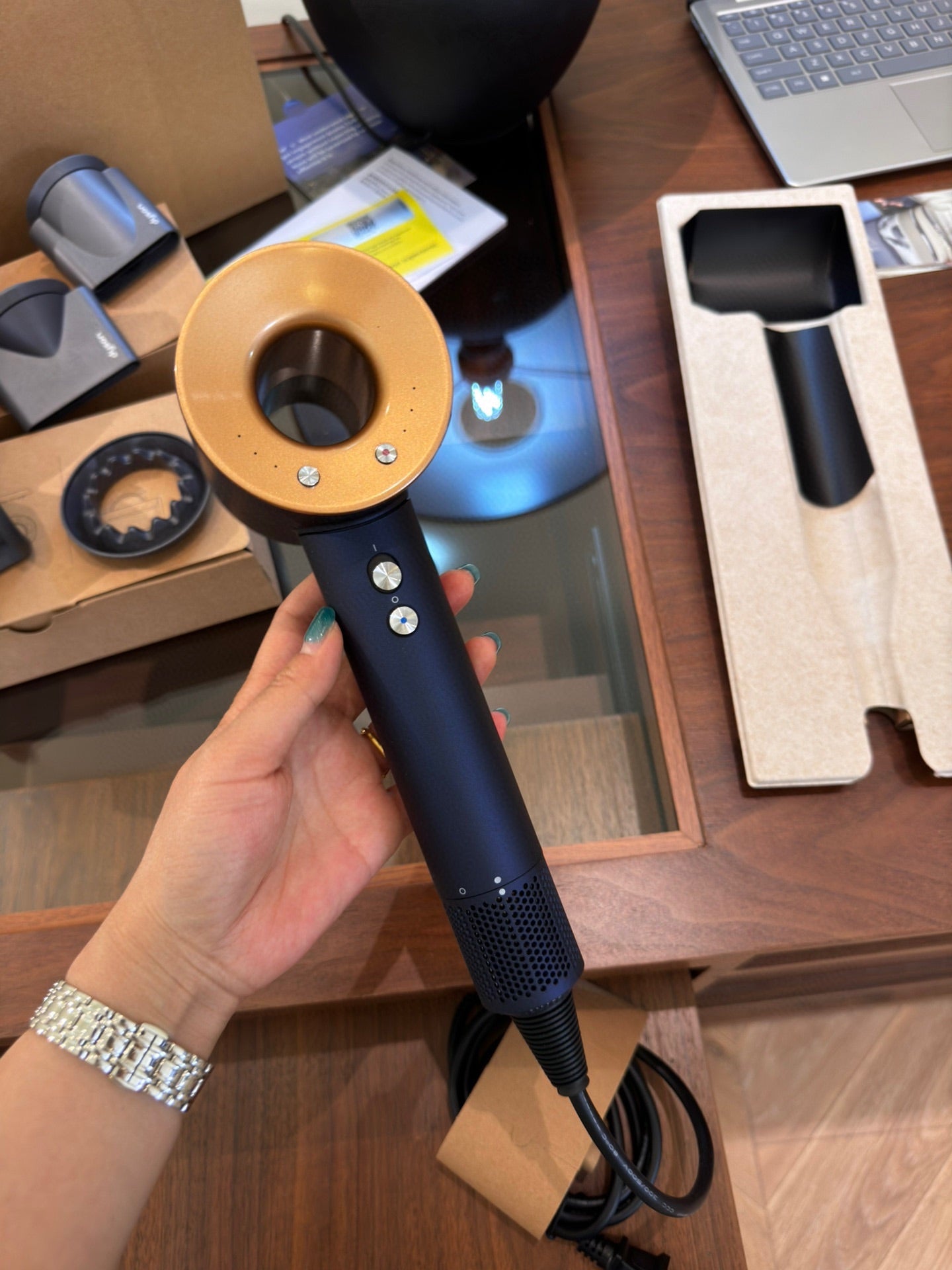 Dyson Supersonic - Blu di Prussia/Rame