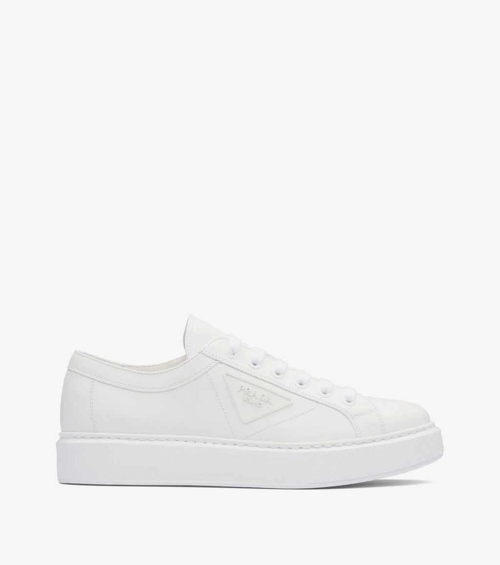 Macro Low-Top