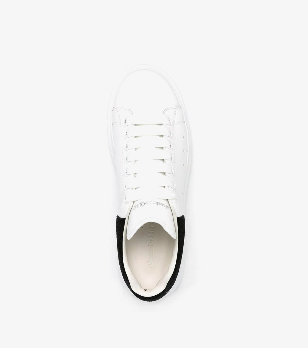 Oversized sole