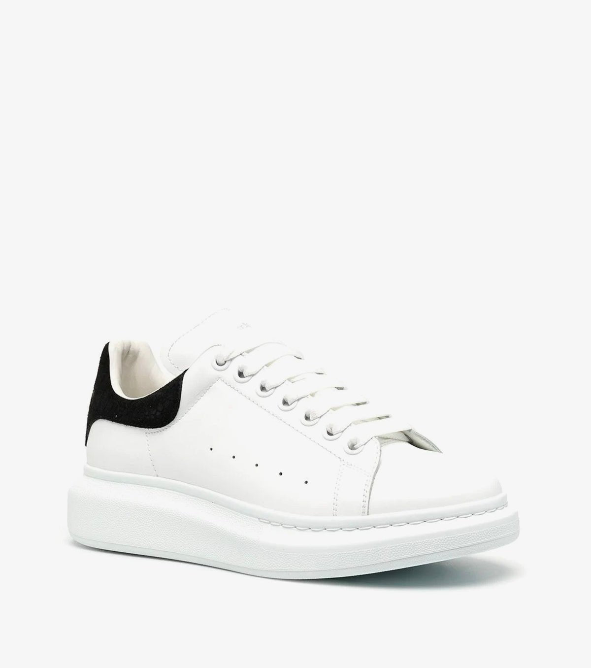 Oversized sole
