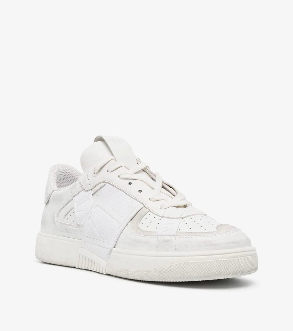 VL7N lace-up