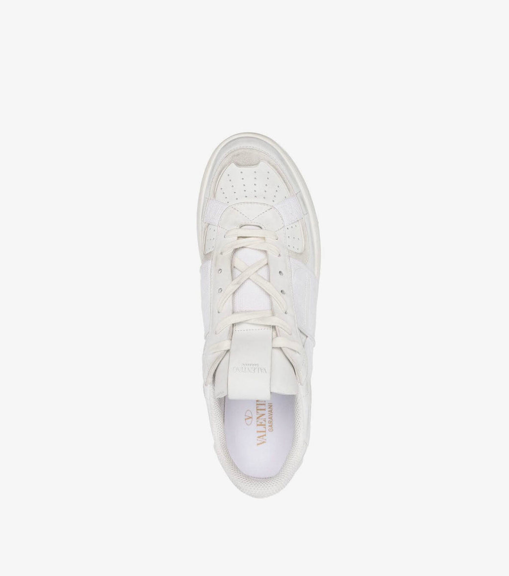 VL7N lace-up