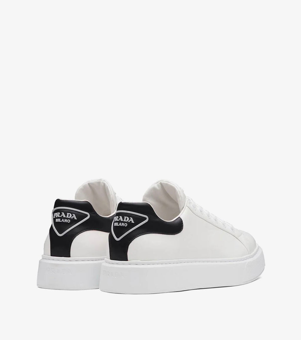 (  W ) Macro low-top