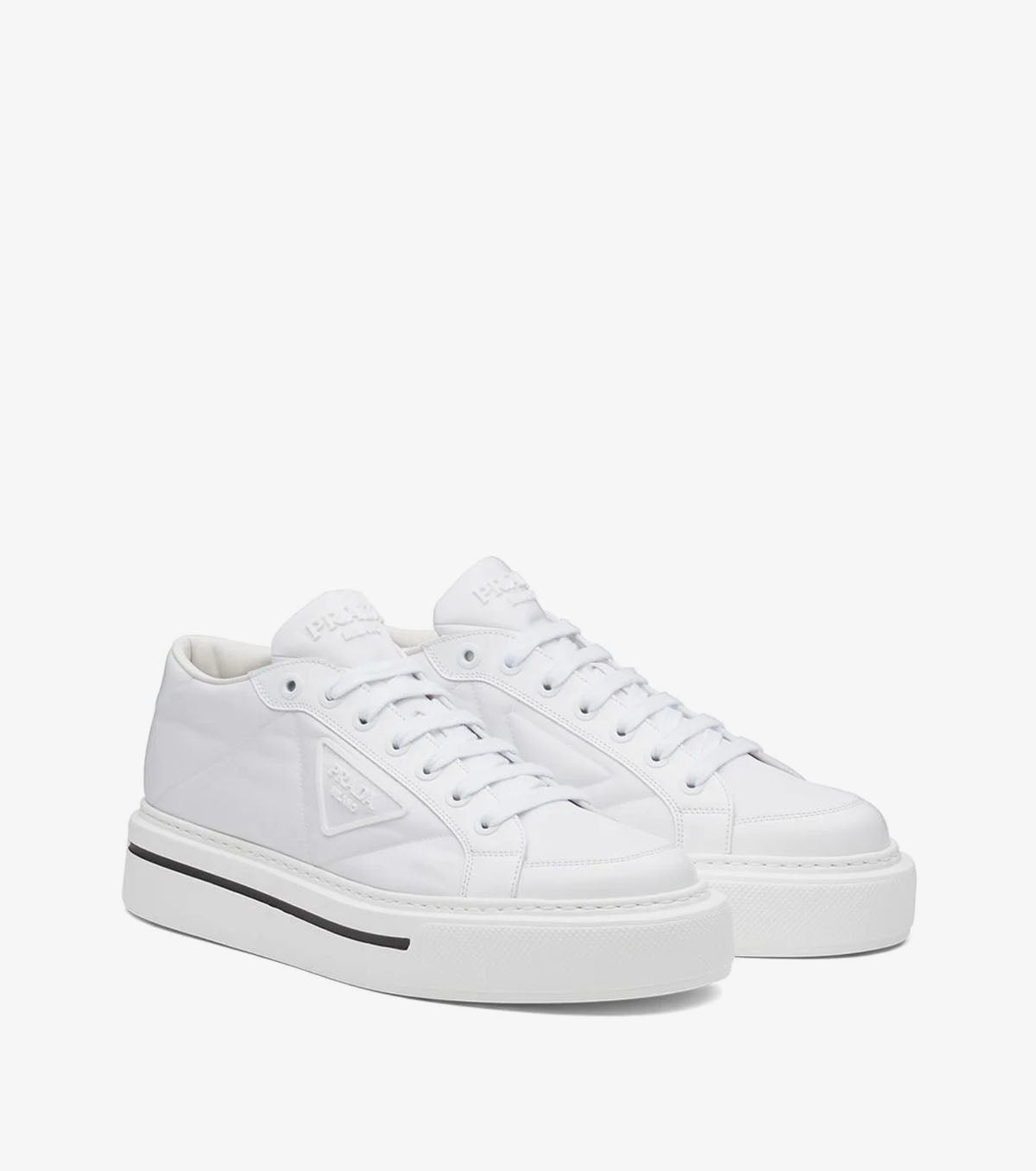 ( W ) Macro Gabardine low-top