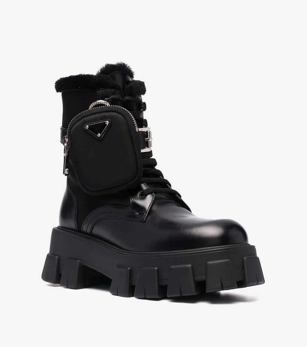 ( W ) Monolith pocket ankle