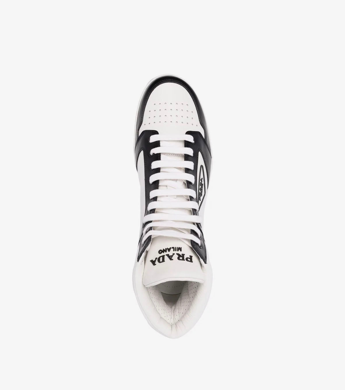 ( W ) District high top
