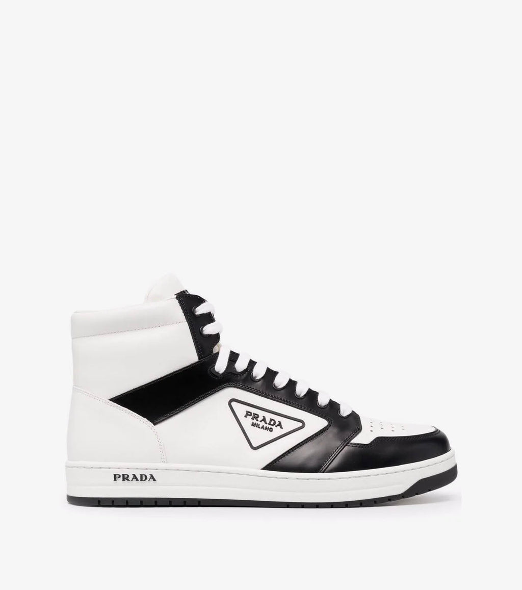 ( W ) District high top