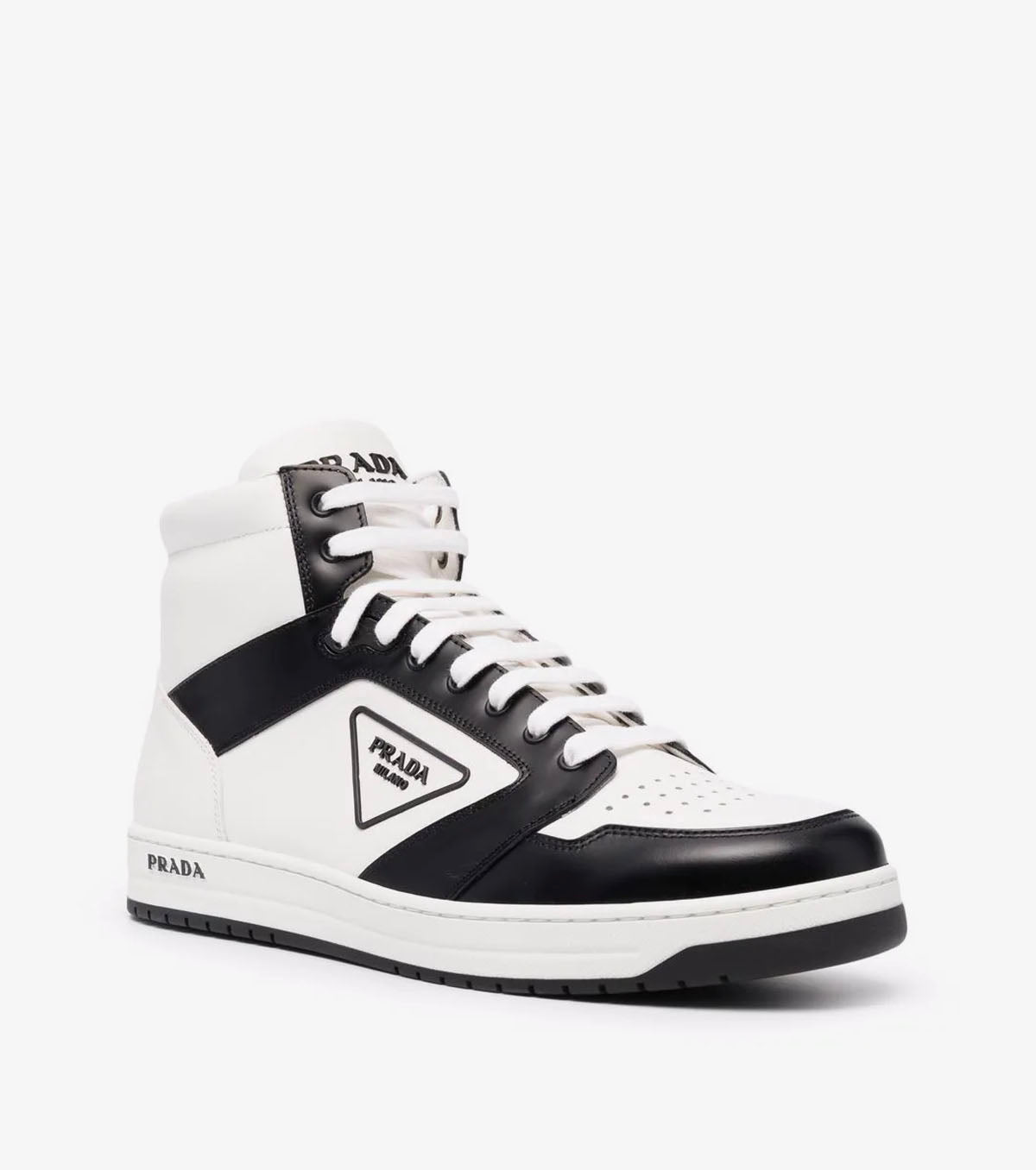 ( W ) District high top