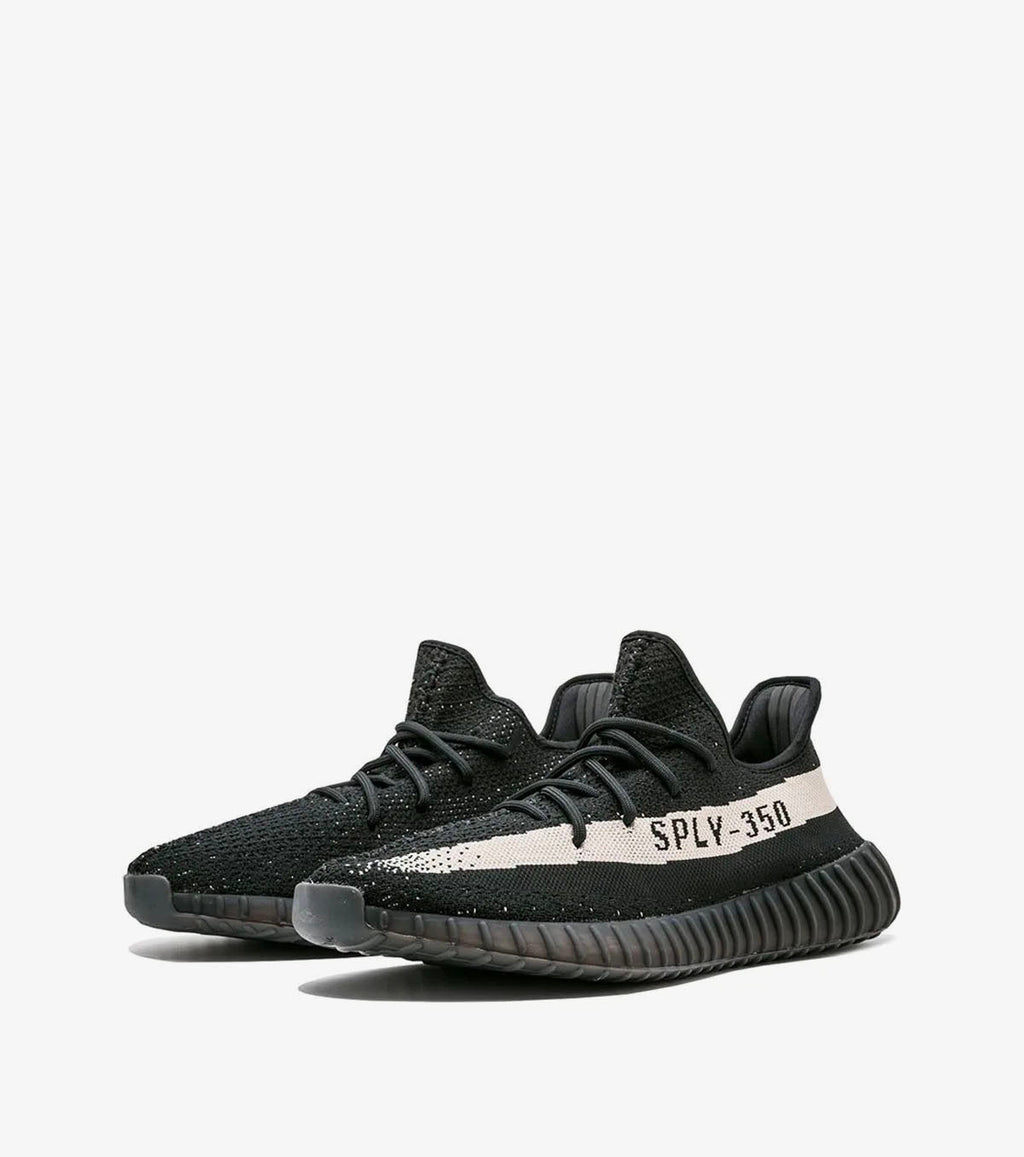 Yeezy Boost 350 V2 "Oreo"