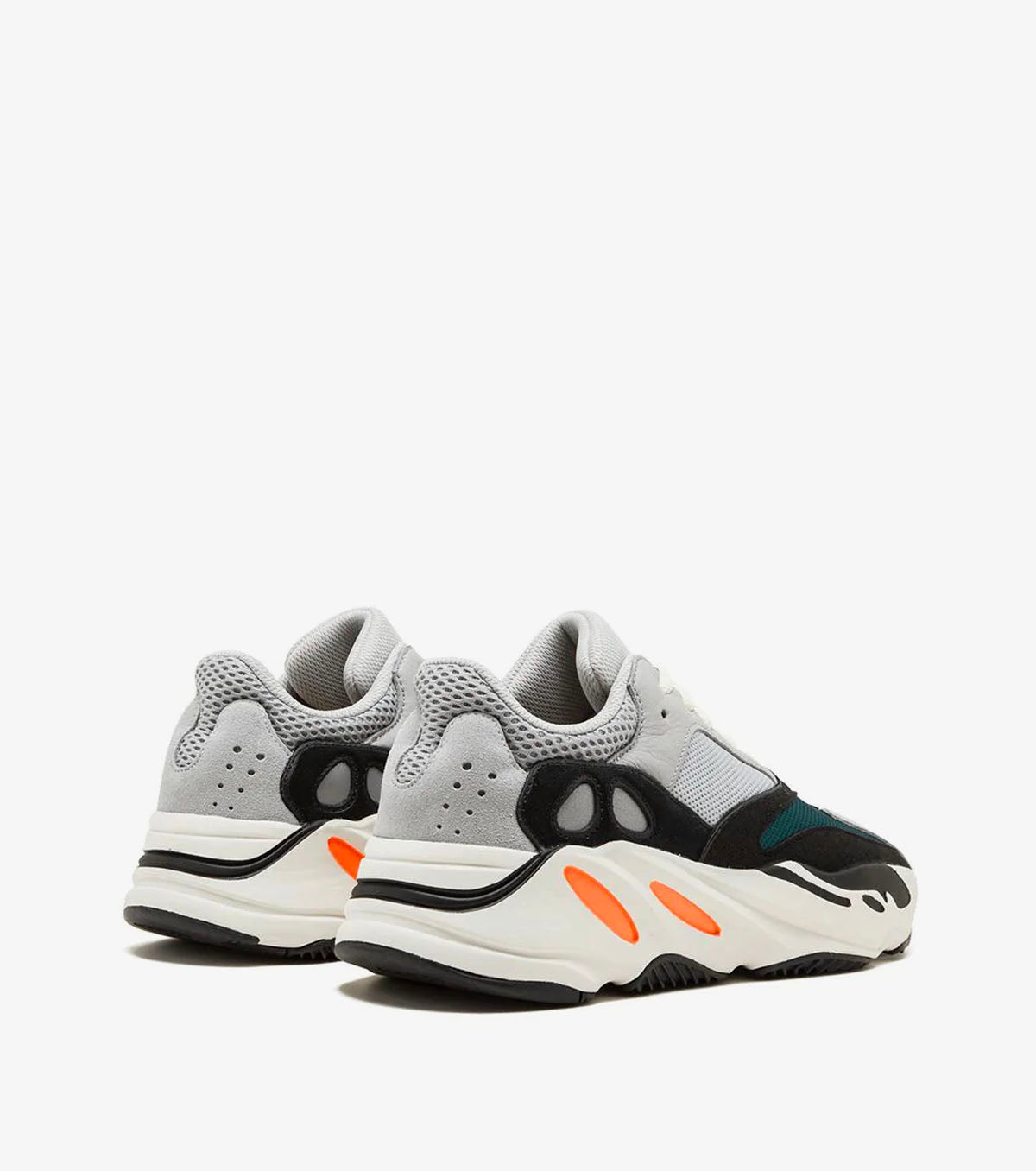 Yeezy Boost 700 "Wave Runner"